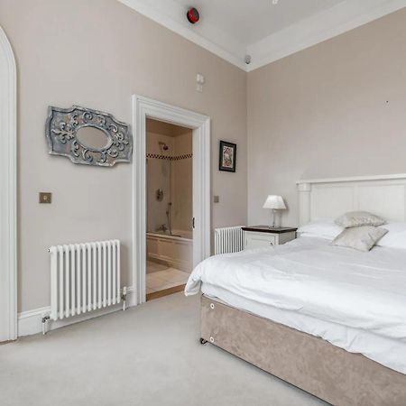 Award Winning, 2 Bedroom Apartment.10Mins To City Dublin Buitenkant foto